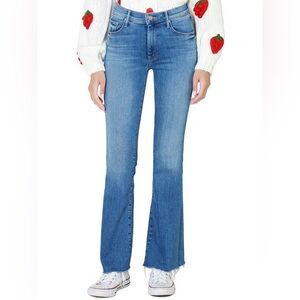 Mother The Weekender Mid Rise Flared Fray Jeans in A Groovy Kind Of Love - 31
